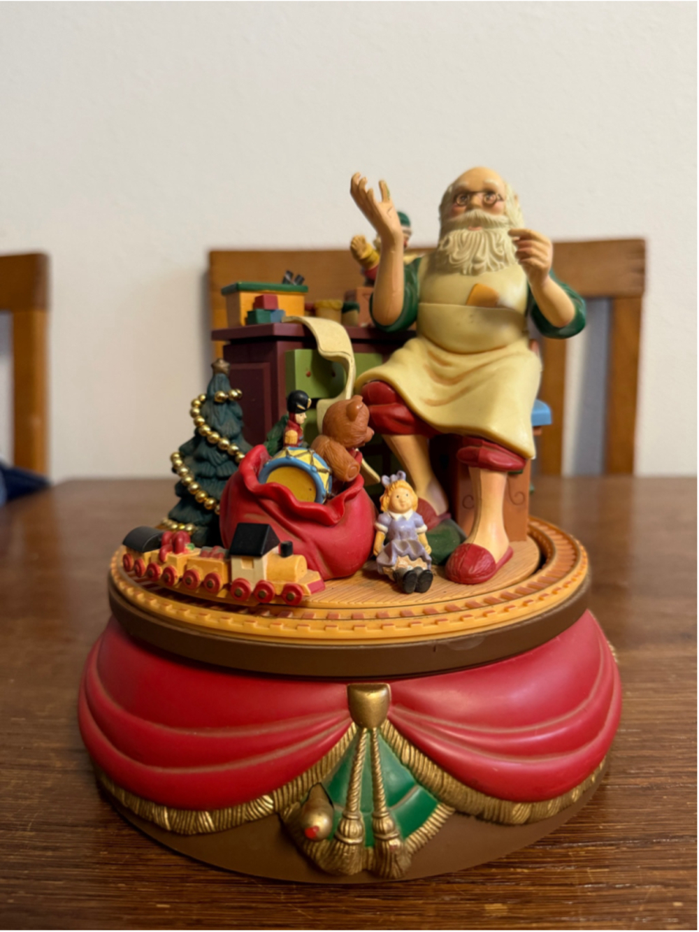 Vintage 1992 Santa’s Best Animated Musical Christmas Santa Workshop Working